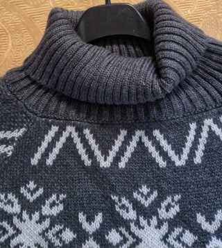 Maglione donna collo alto fantasia fiocco neve