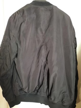 Chaqueta Invierno Pull&Bear Negra Roja