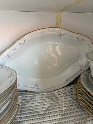Vajilla Irabia Porcelana Flores Doradas, Zamora