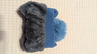 Gorros de lana forrados con pompón