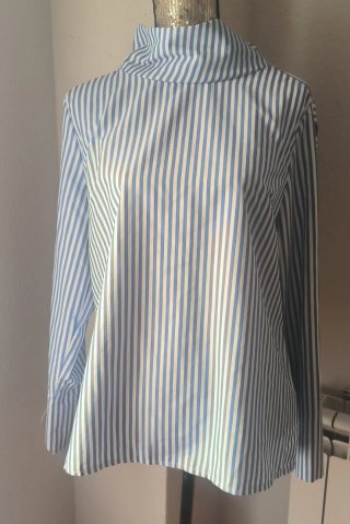 Blusa Rayas Azul y Blanco Shein