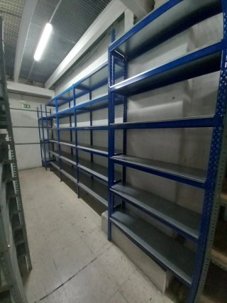 Estanterías de Almacén Metálicas