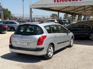 Peugeot 308 SW 2012