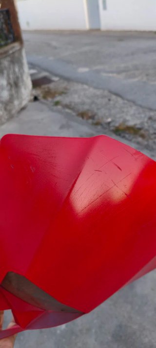 Porta farol moto vermelho