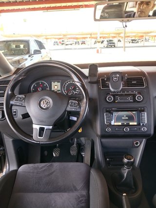 Volkswagen Touran 2012