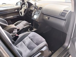 Volkswagen Touran 2012