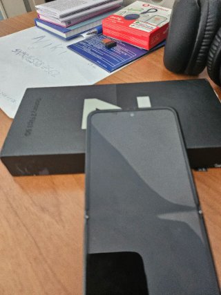 Samsung Galaxy Z Flip 3