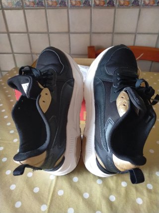 Scarpe Puma donna nere e oro