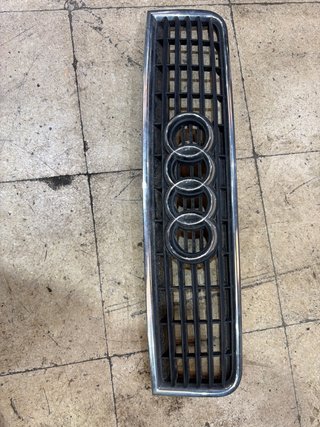 8E0853651 rejilla capó audi a4 b6 2004