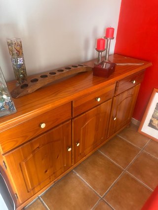 Aparador de madera para salón