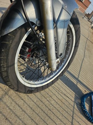 BMW GS 650f Gris