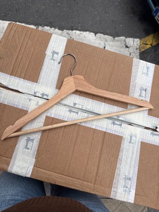 Perchas de madera Ikea (pack) Tengo unas 1.300 uni
