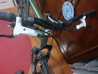 Bicicleta de Montaña Giant Verde. talla:XL