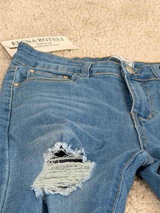 Jeans Elena Boteli Azules Rasgados