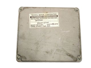 Centralita motor uce TOYOTA COROLLA VERSO (R1)