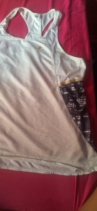Camiseta deportiva Talla L