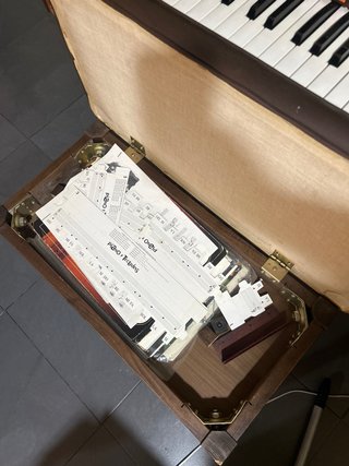 Piano Elka Vintage ( negociable )