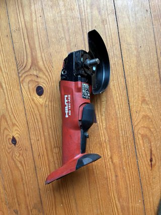 Radial a batería Hilti AG 125-A22