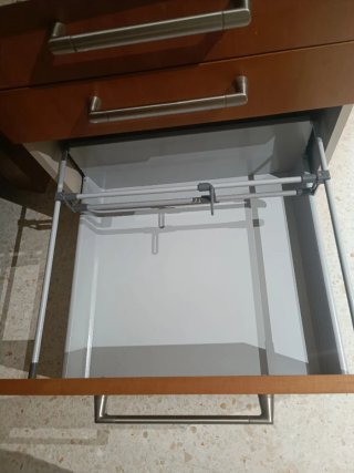 Cajonera de madera para cocina
