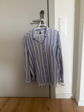 Blusa H&M Rayas Azul y Blanco