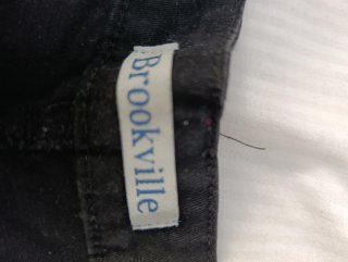 Falda pantalón negra con cremalleras