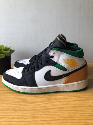 Zapatillas Air Jordan Mid 1 SE “Oakland”