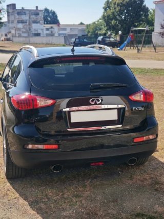 Infiniti EX30 2011