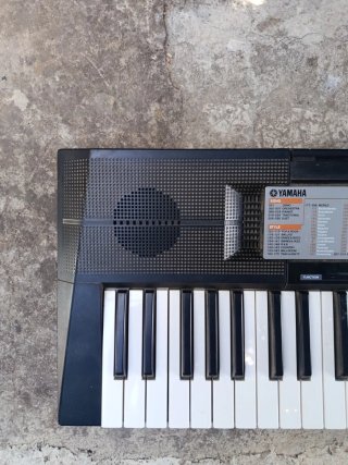 Teclado Yamaha Portátil
