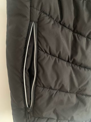 Chaleco acolchado Bershka negro