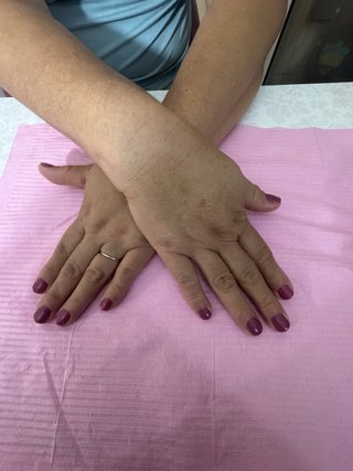 Servicio Pedicura y manicura Semipermanente