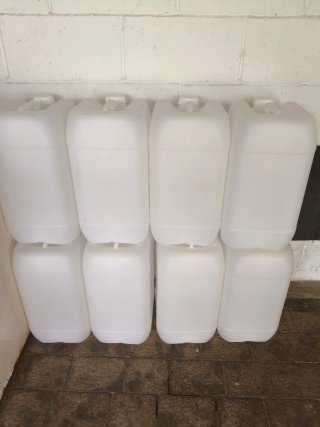 4 Bidones 25L Plástico