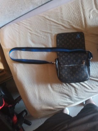 Riñonera Louis Vuitton Monogram Azul