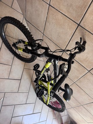 Bicicleta Montaña Niño Negra/Amarilla