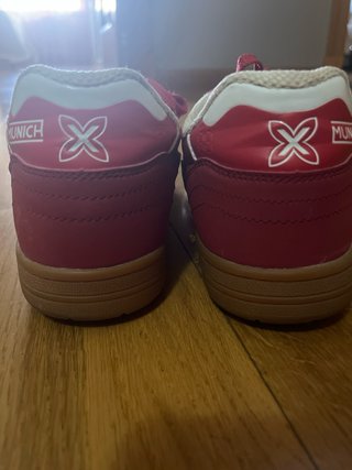 Zapatillas Fútbol Sala Munich Rojas Talla 42