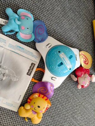 Móvil musical Fisher-Price para cuna