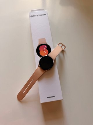 Samsung Galaxy Watch 5 Oro Rosa