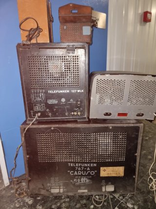 Radios Antiguas Telefunken falta 1 las demas estan