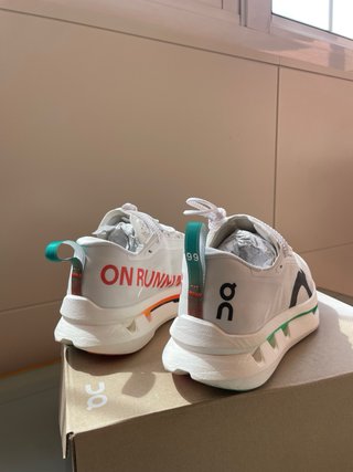 On Cloudboom ZE Zapatillas Running Blancas