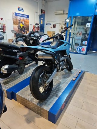 Suzuki DRZ 4sm