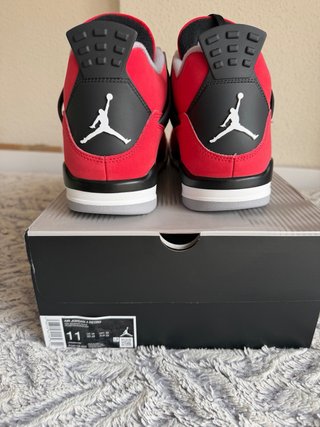 Jordan Air 4 Toro Rojo