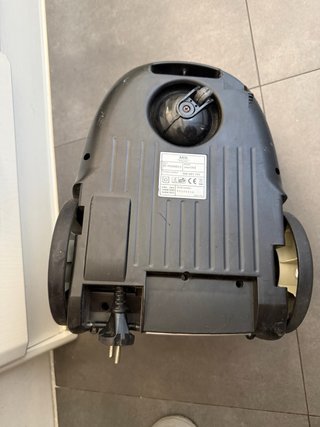 Aspiradora AEG SMART 366 con bolsa