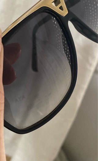Gafas de Sol Louis Vuitton Negras y Doradas