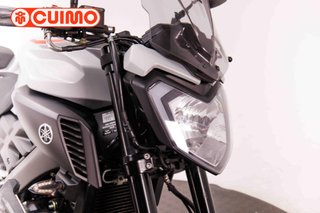 YAMAHA MT 125