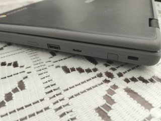 Ordenador portátil ASUS Chromebook Flip CR1
