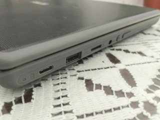 Ordenador portátil ASUS Chromebook Flip CR1