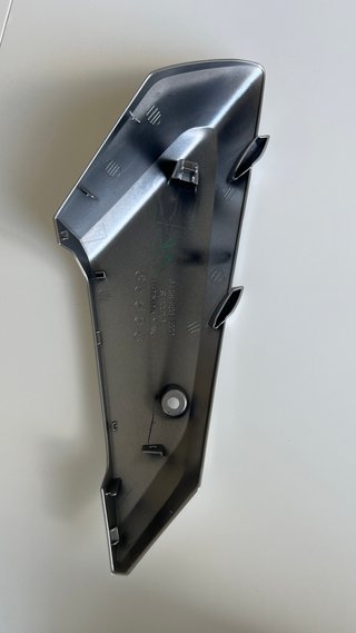 Tapa Lateral Derecha Honda CB125R