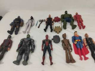 Figuras de Acción Marvel y DC