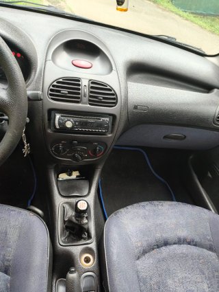Peugeot 206 2001