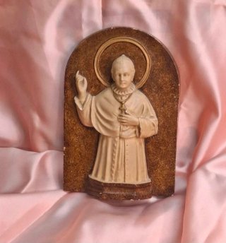 Relieve Buen Pastor Olot