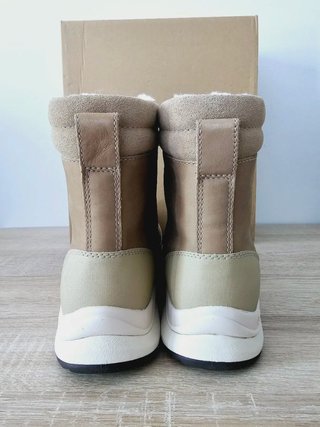 Botas UGG waterproof. Nuevas